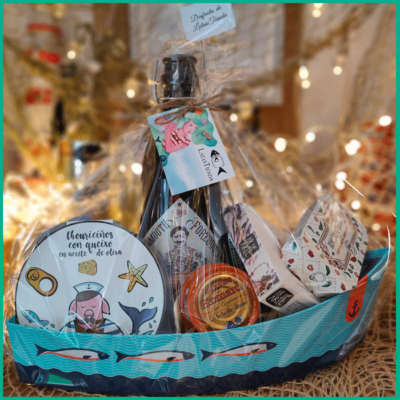 barquita cesta regalo con conservas gourmet y vermouth