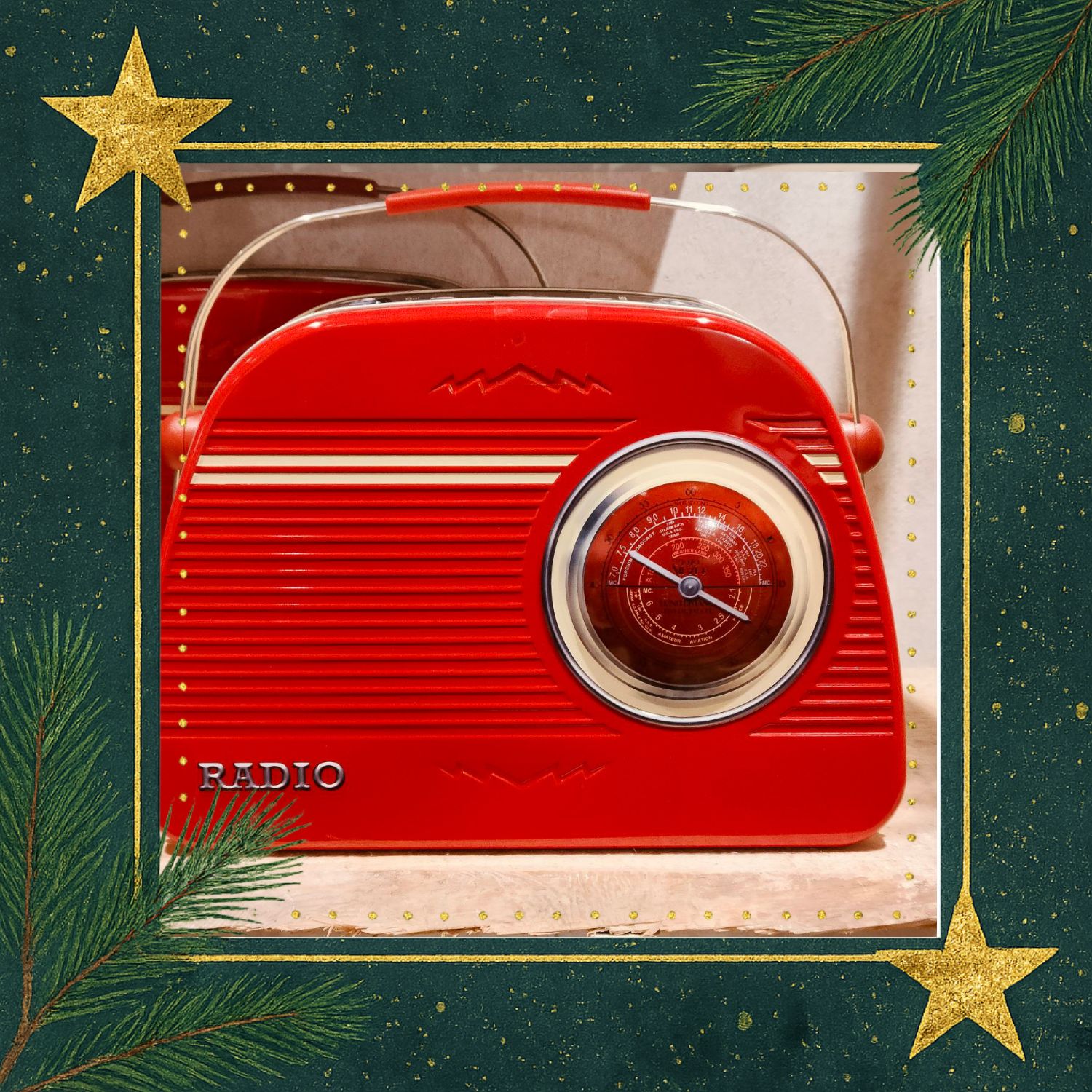 CAJA RADIO METAL BOMBONES DE CHOCOLATE