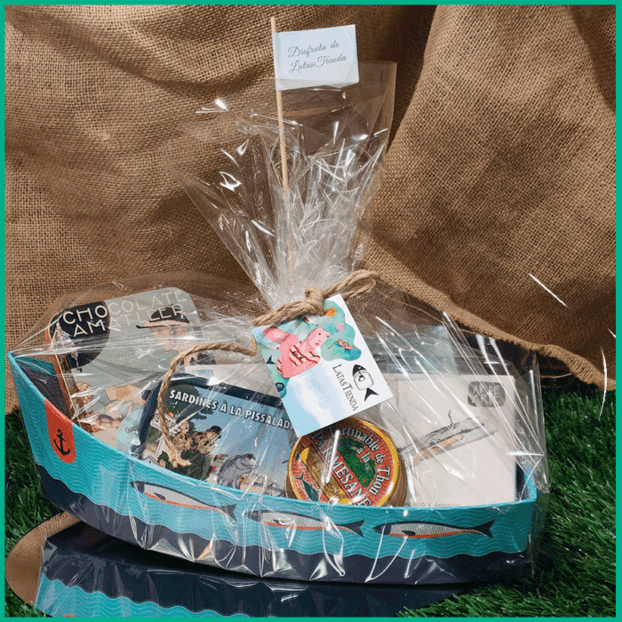 cesta gourmet regalo pequeña Cesta regalo gourmet repleta de conservas en forma de barca